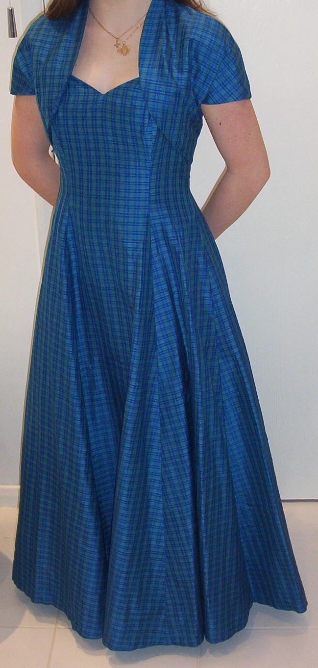 Tasgowns, Huntingdon Dress Hire